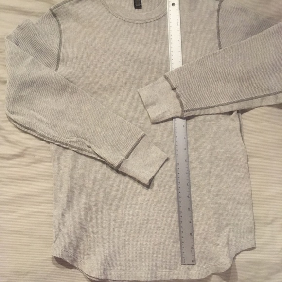 Banana Republic, NWOT, Thermal Top, Size S - Picture 7 of 7